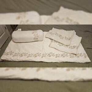 Chelsea Frank King Size Duvet Cover with Shams and Pillow